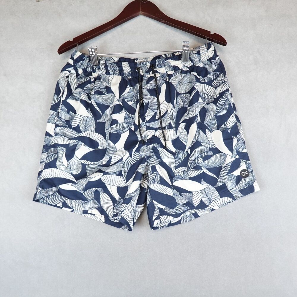 Outerknown Nomadic Volley Mens Medium Shorts Swim Trunks Indigo Floating Fauna